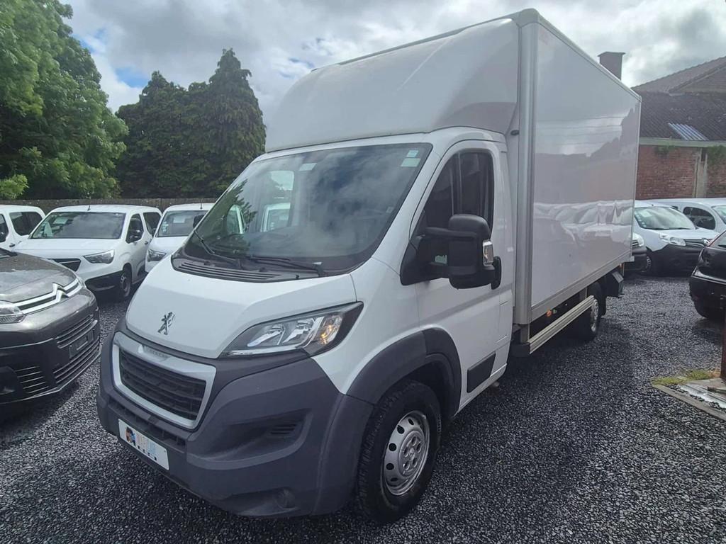 Peugeot Boxer 2.0d * GARANTIE de 1 à 3 ANS * HISTORIQUE d'e, Auto's, Stof, Gebruikt, 4 cilinders, 2732 kg