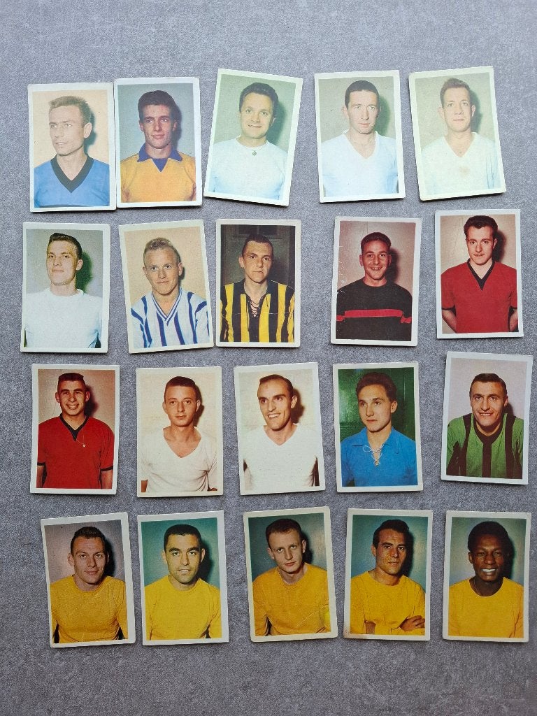 Chromo's voetballers jaren 60 (Maple leaf), Ophalen of Verzenden, Gebruikt, Spelerskaart
