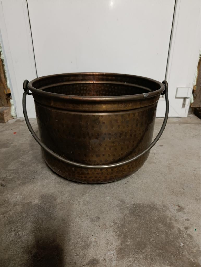 Koperen ketel, Ophalen