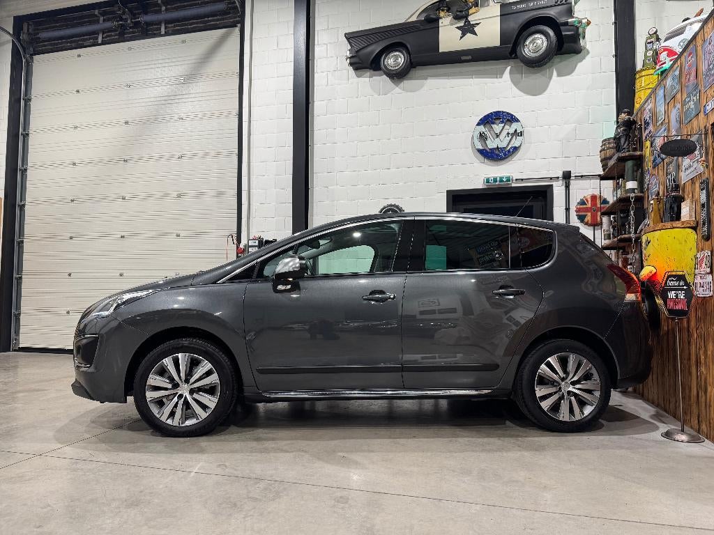 PEUGEOT 3008 - 1.6 ESSENCE - 77 000 KM GARANTIE -, Auto's, Voorwielaandrijving, Euro 5, Zwart, 4 cilinders