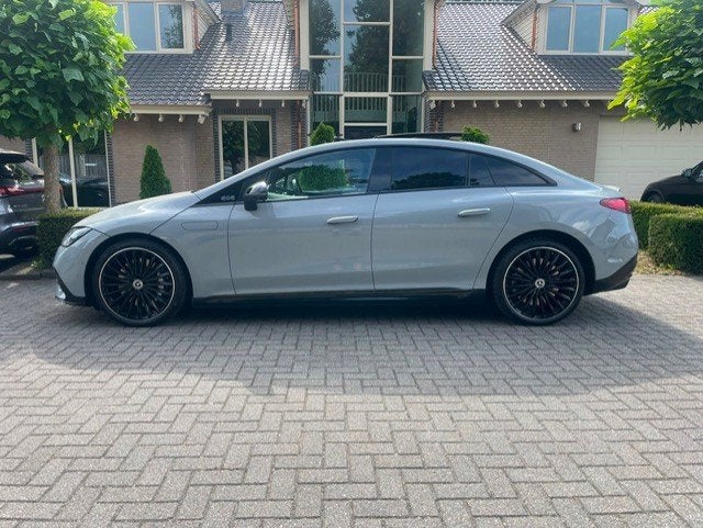 Mercedes-Benz EQE 350 AMG LINE PANO NIGHT CAMERA LED, Cuir, Argent ou Gris, Achat, 109 kW