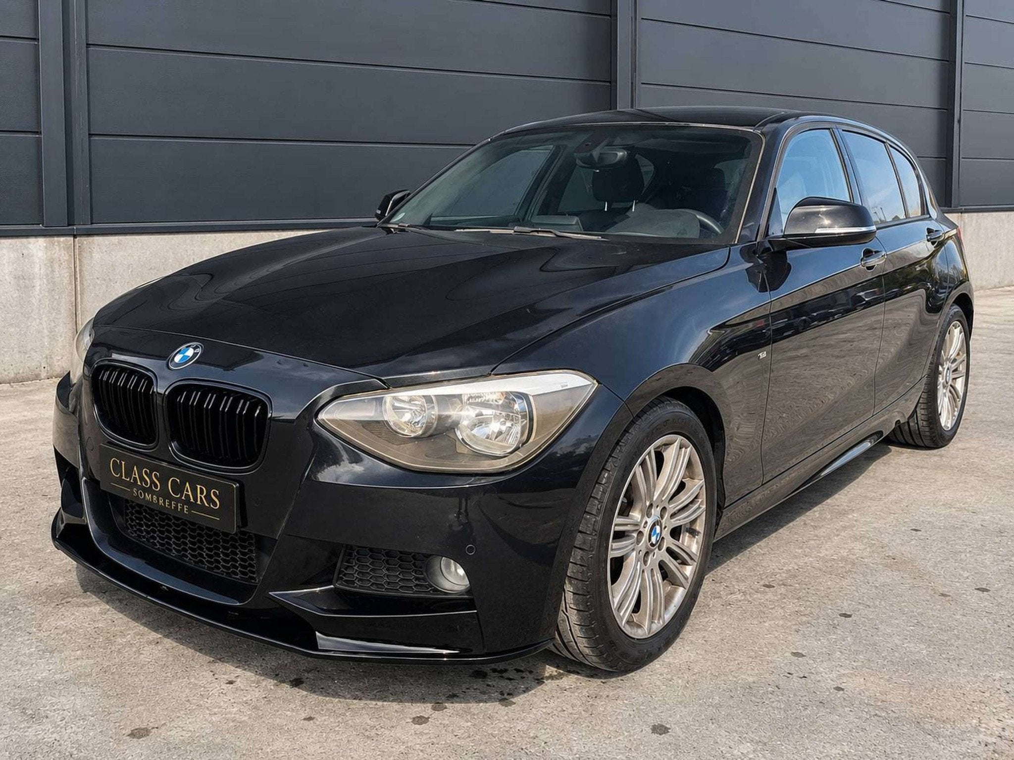 BMW 1 Serie 118 i PACK M Sport Edition / AUTO / SIEGES CHAUF, Achat, Euro 6, Entreprise, 5 portes