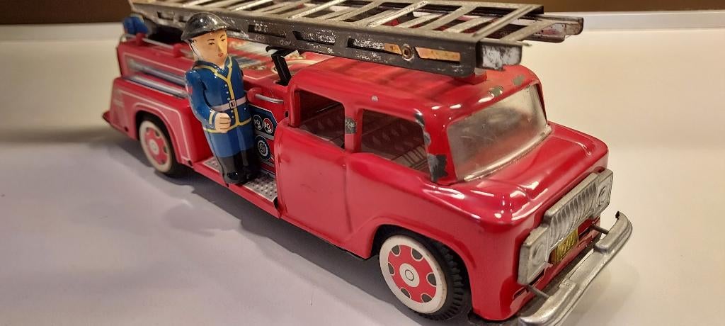 uitverkoop oude speelgoed brandweerwagen ,  nu 19 euro, Verzenden
