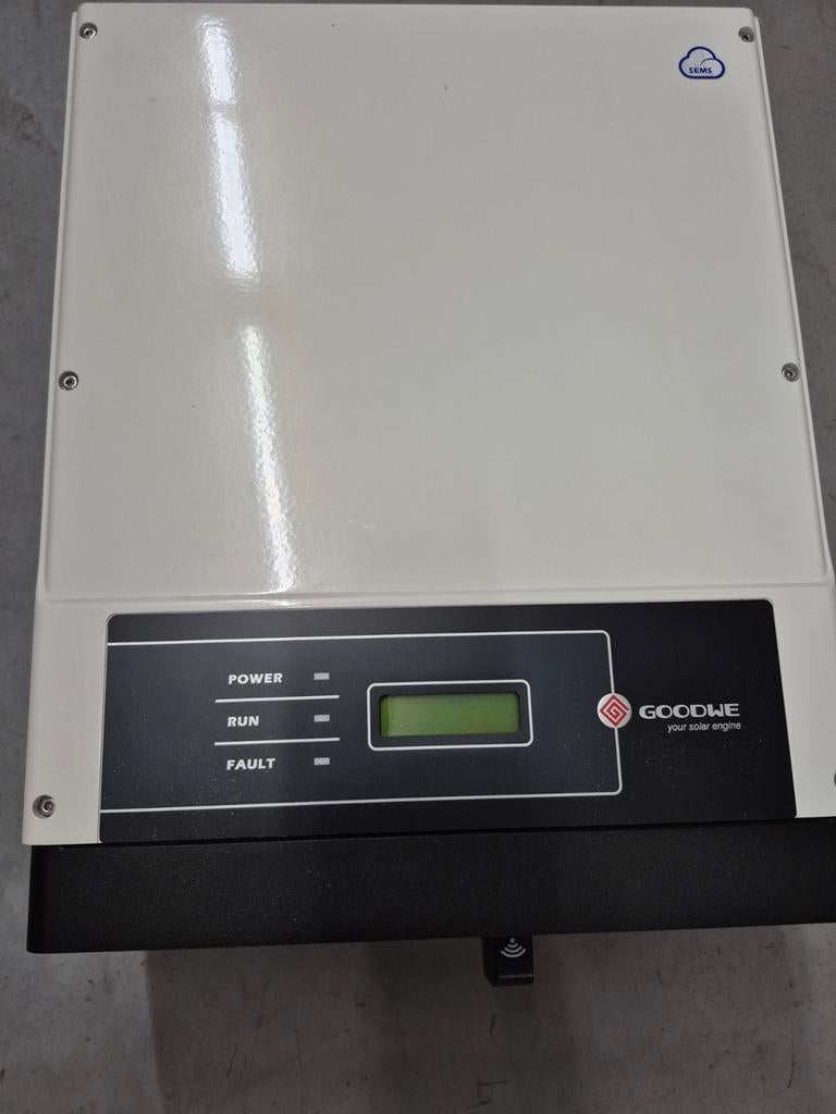 Goodwe omvormer zonnepanelen, Ophalen