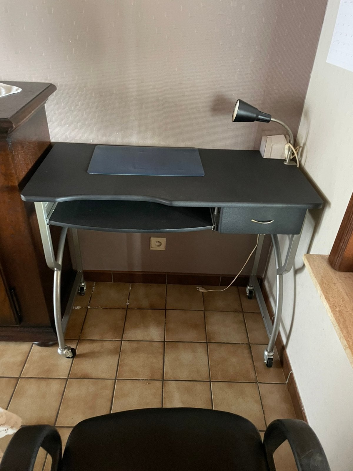 Bureau en bureaustoel, Huis en Inrichting, Ophalen, Gebruikt