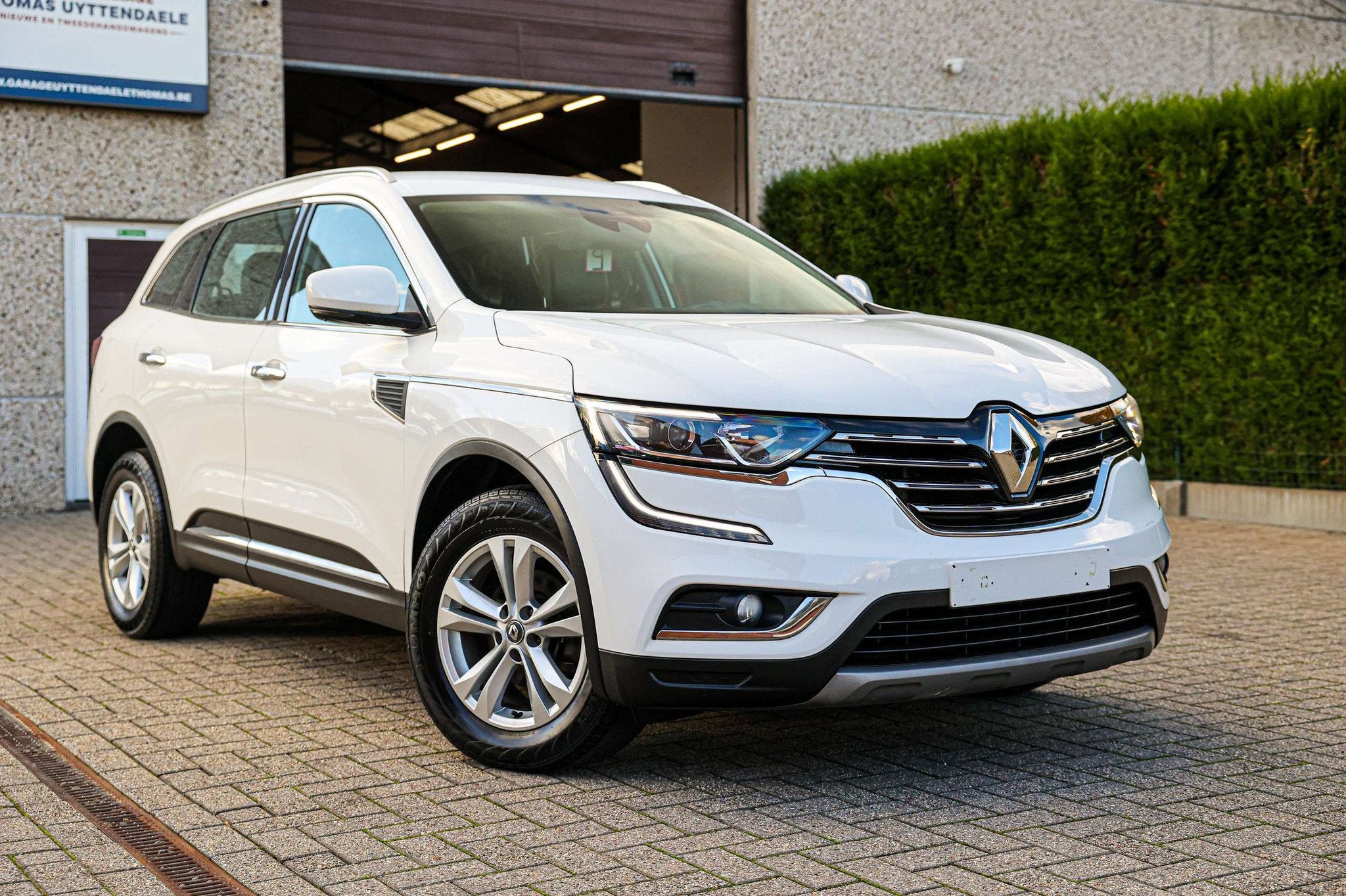 Renault Koleos HALF-LEDER*NAVIGATIE*PARKEERSENSOREN*CRUISE-C, Autos, Renault, Euro 6, Entreprise, https://public.car-pass.be/vhr/a9ea2112-2248-498e-a346-f5fbeaad5ef6