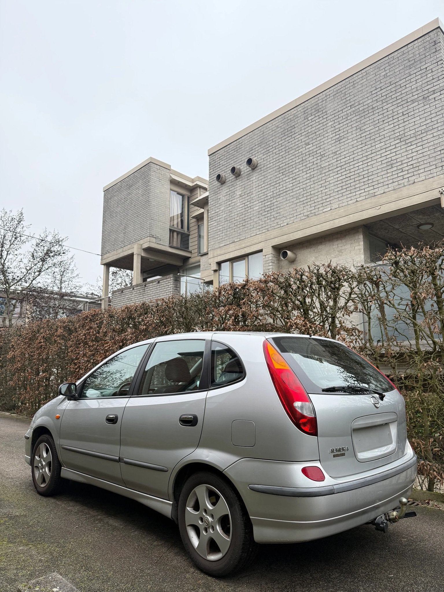 Nissan Almera Tino 1.6 benzine AUTOMAAT - GARANTIE, Auto's, Automaat, Monovolume, Gebruikt, Overige kleuren