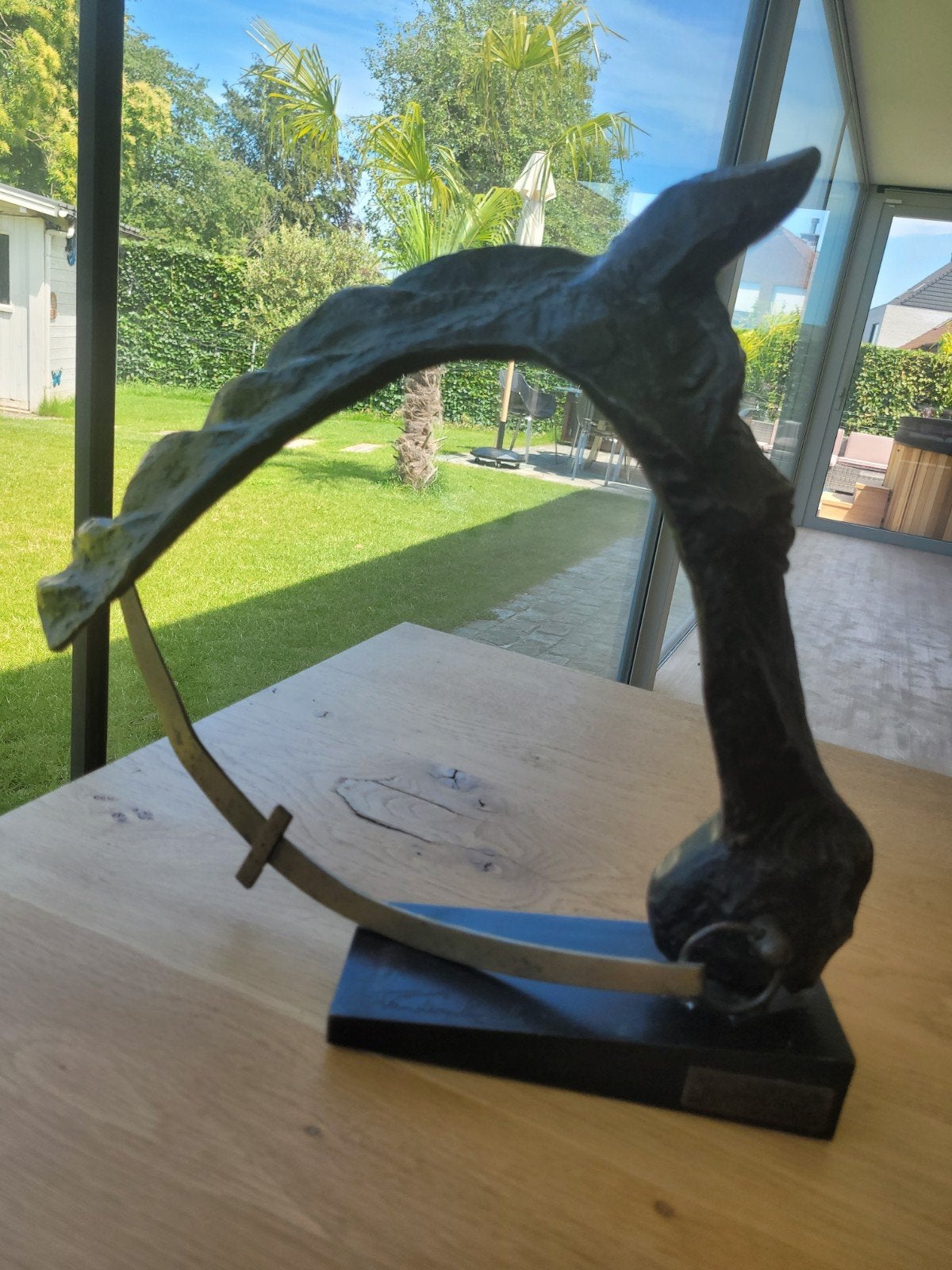Cheval en bronze, premier trophée 2001 pour le numéro 1 !, Enlèvement, Brons