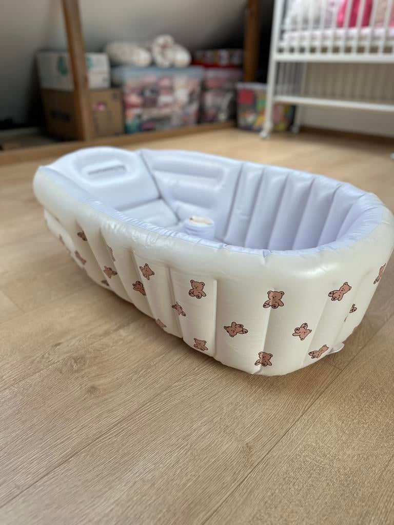 Opblaasbaar babybadje met ingebouwde pomp, Kinderen en Baby's, Ophalen, Zo goed als nieuw