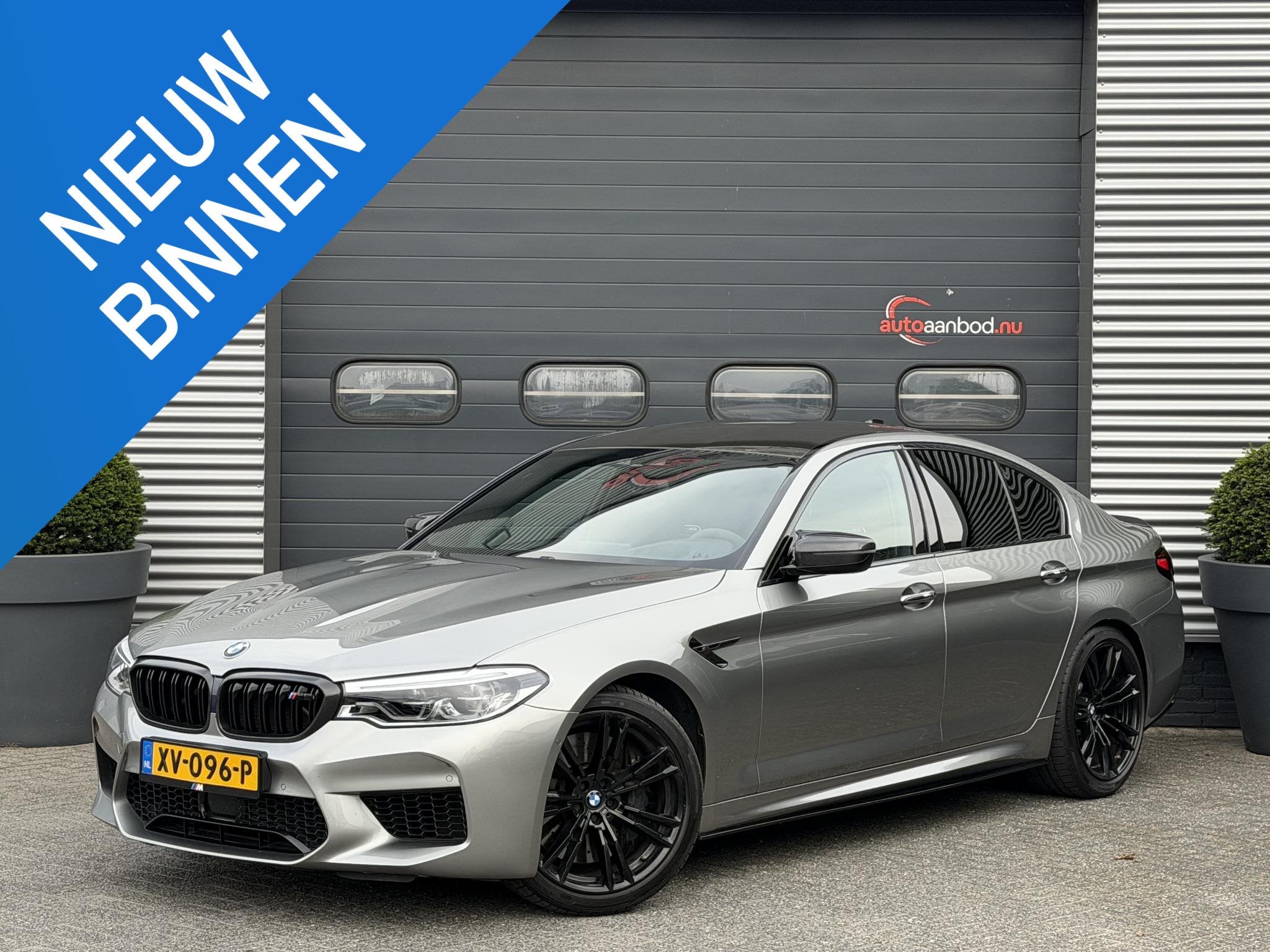 BMW M5 5-Serie (automatique), Autos, Cuir, 4395 cm³, Entreprise, 2000 kg