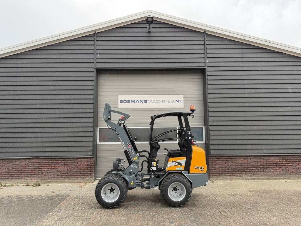 Giant G1500 L X-tra minishovel DEMO 2026 €465 LEASE, Tobroco, Info@tobroco.nl, Sprendlingenstraat 57
5061 KM  Oisterwijk, NL, Wiellader of Shovel