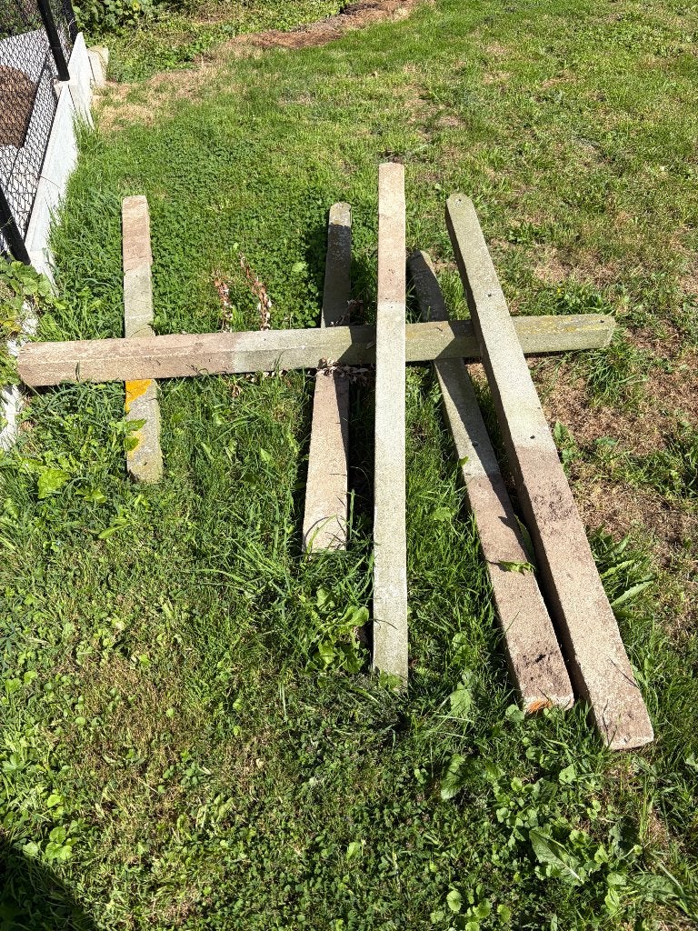 Betonnen weidepalen, Ophalen