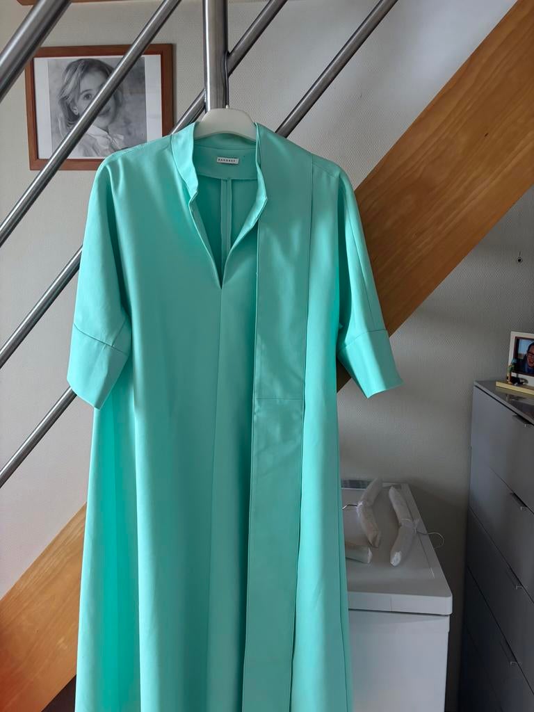 Mooi kleedje nieuw, Kleding | Dames, Jurken, Ophalen of Verzenden, Nieuw, Maat 42/44 (L), Onder de knie
