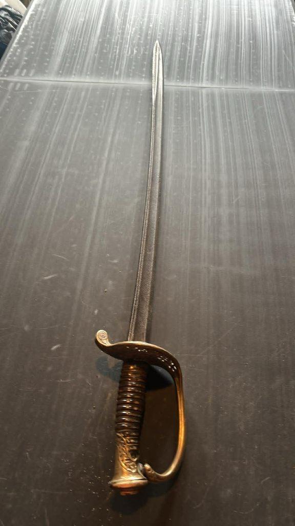 sabre, Enlèvement, Armée de terre, Épée ou sabre