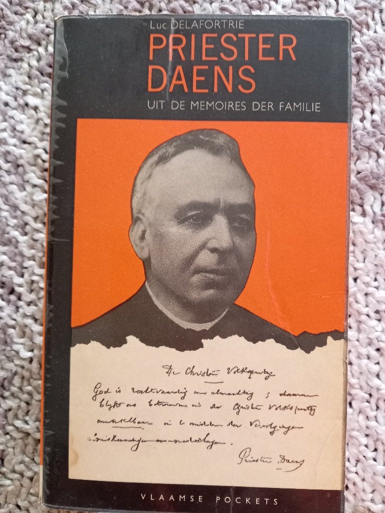 Luc Delafortrie - Priester Daens, Gelezen, Luc Delafortrie, Ophalen of Verzenden, Politiek