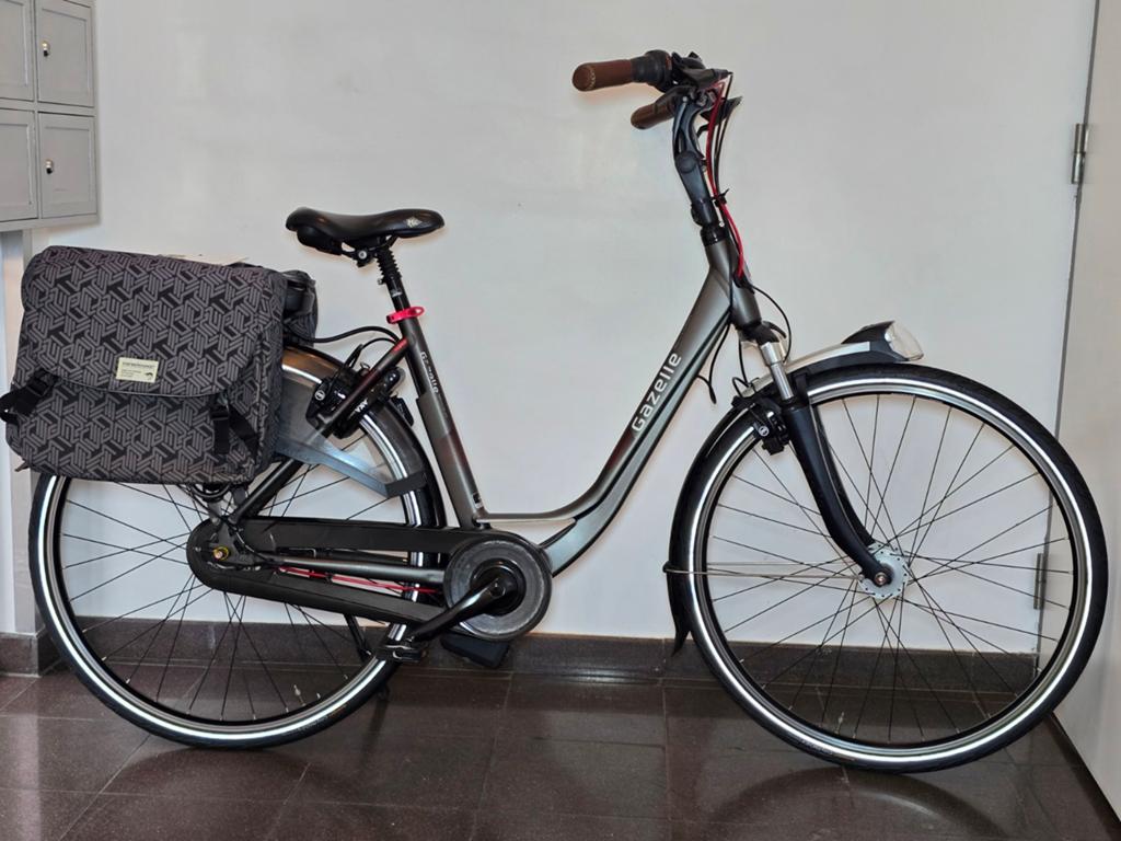 Elektrische fiets gazelle met middenmotor, Fietsen en Brommers, Elektrische fietsen, Gazelle, Ophalen