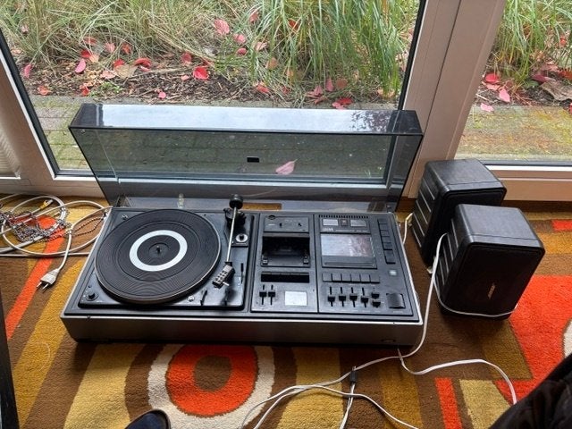 LOEWE platenspeler met B&W boxen 100 W, Gebruikt, Automatisch, Platenspeler, Ophalen