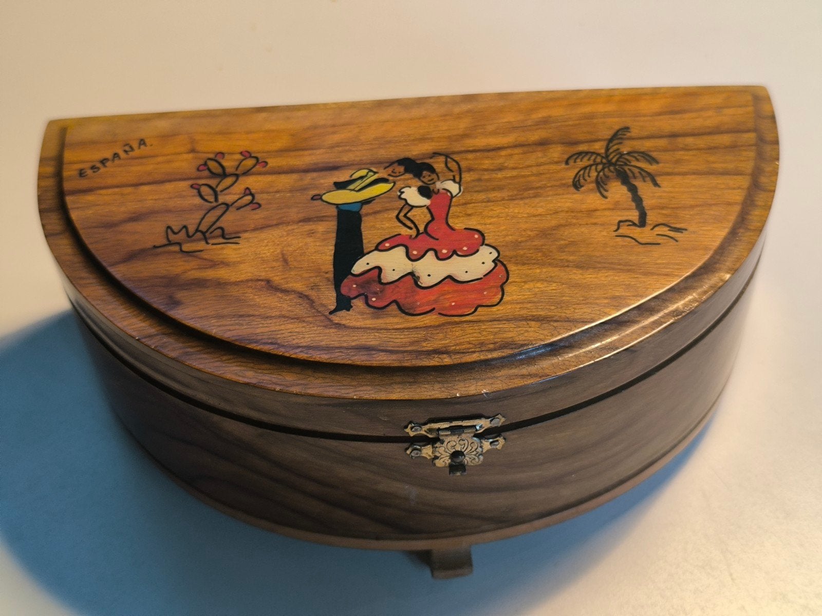 Vintage halfronde juwelendoos, Espana, Antiek en Kunst, Ophalen of Verzenden, Rood