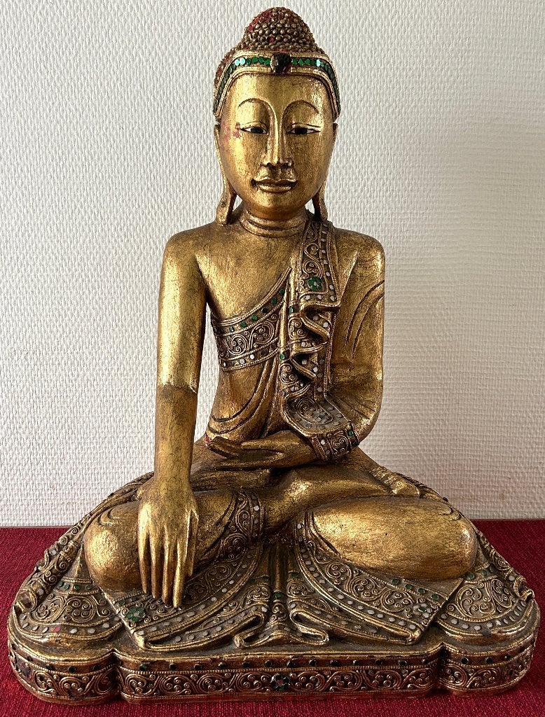 Oude Mandalay Boeddha in massief hout uit de jaren 50, Goud, Overige herkomsten, Handgemaakt, Ritueel object