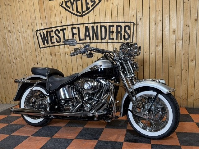 Harley-Davidson Heritage Springer, Motoren, Harley-Davidson, Customerservices@harley‑davidson.com, 3700 West Juneau Avenue
WI 53208  Milwaukee, US