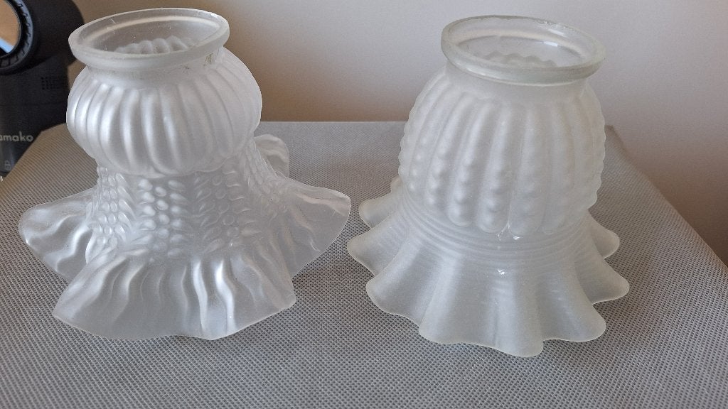 Twee antieke lampekapjes glas, Antiek en Kunst, Ophalen of Verzenden