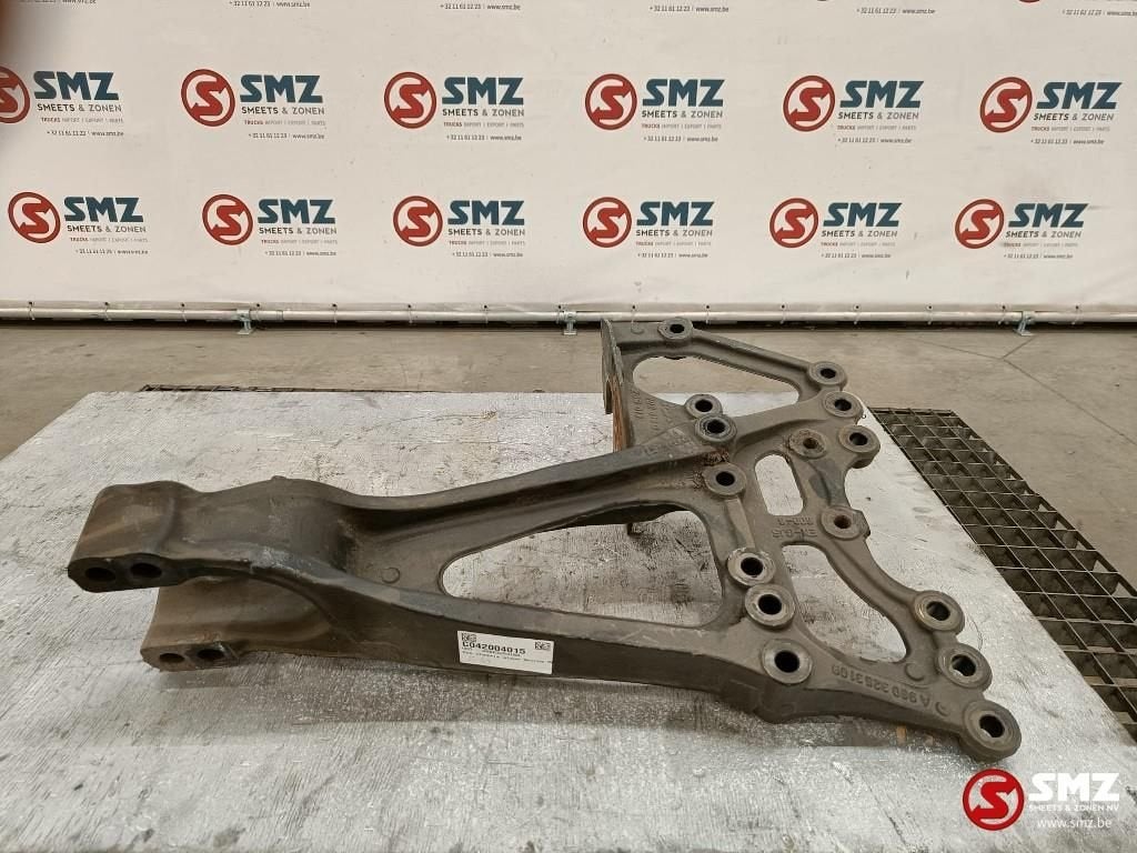 Occ support de châssis Actros MP4, Autos : Pièces & Accessoires, Pièces camion, Mercedes-Benz, Suspension et Châssis, Utilisé