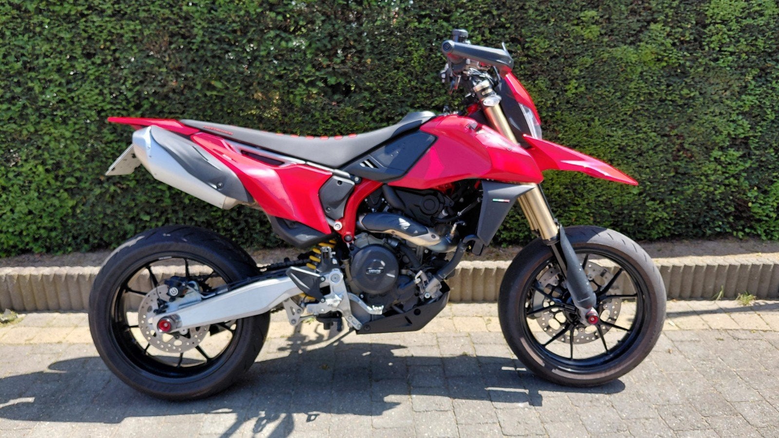 Ducati Hypermono 698, Motoren, Particulier, 698 cc