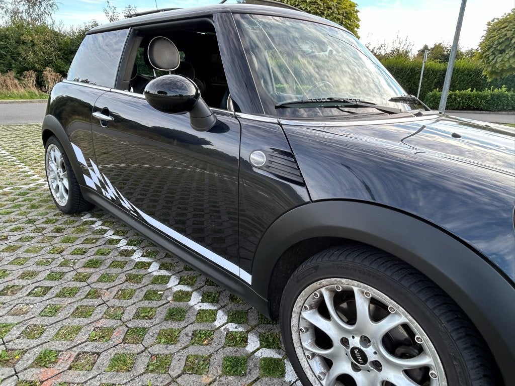 MINI Cooper (R56) 1.6 - Harman Kardon / Toit Ouvrant / Cuir, Auto's, Voorwielaandrijving, 139 g/km, Zwart, 4 cilinders