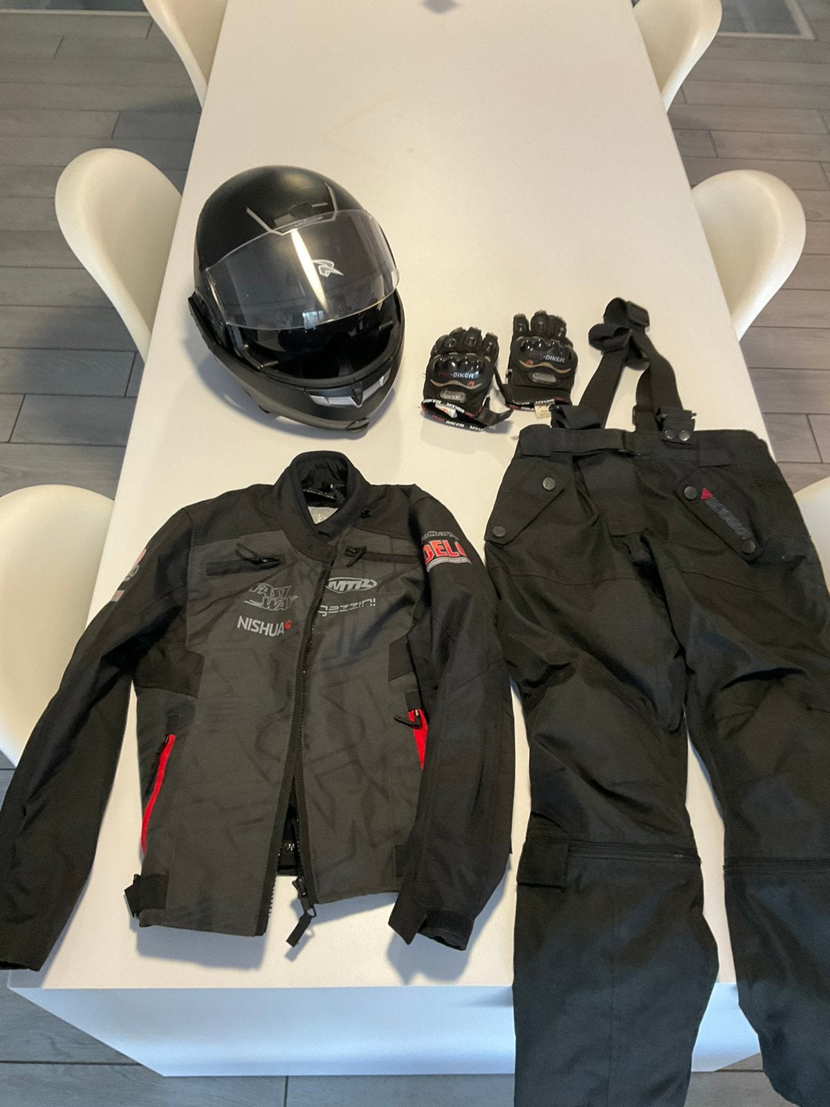 Kinderkleding + helm, Motoren, Ophalen, Tweedehands, Kinderen, Overige typen