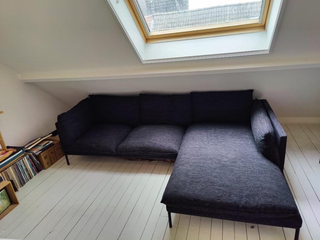 Moderne hoekzetel met chaise longue + poef – donkergrijs, Huis en Inrichting, Ophalen, 250 tot 300 cm, Gebruikt, 100 tot 125 cm