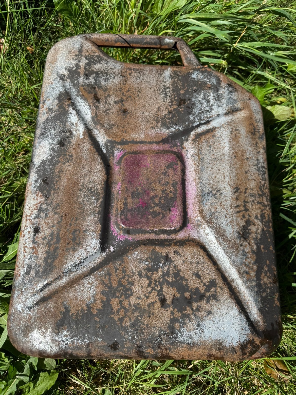 Jerrycans allemand ww2 1943, Collections, Enlèvement