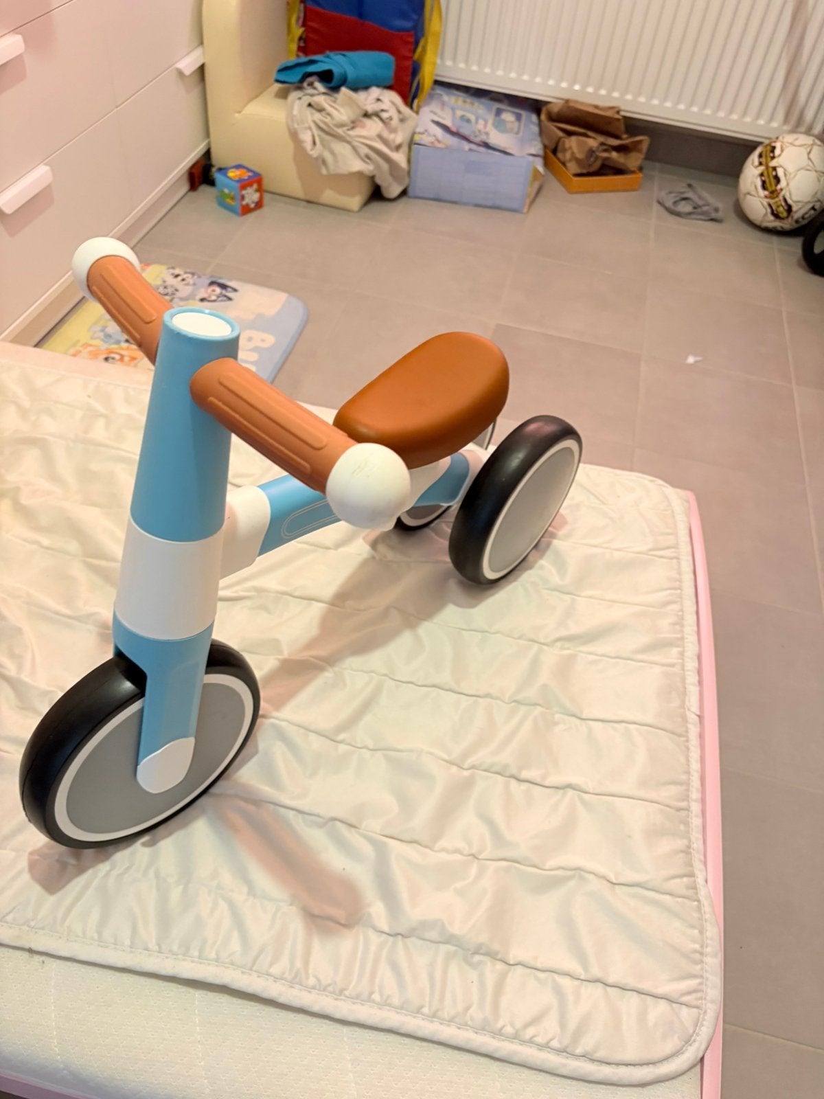 Loopfiets nooit gebruikt, Ophalen, Zo goed als nieuw