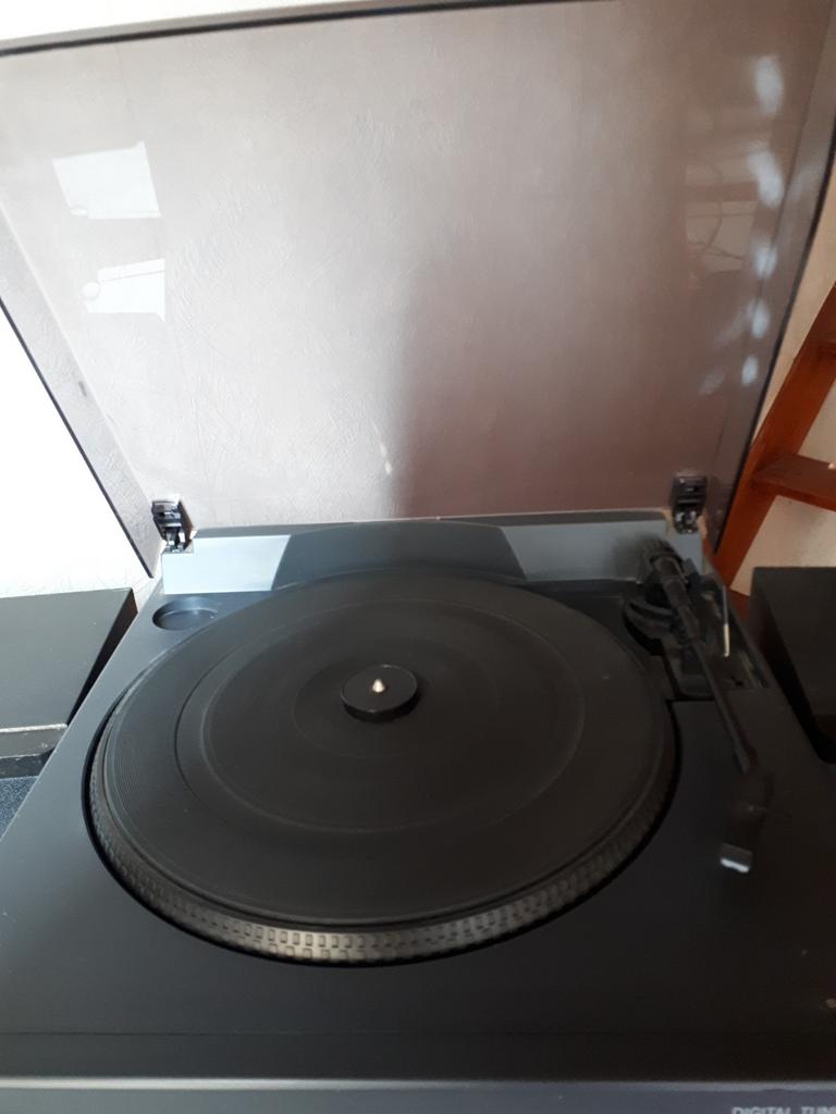Chaîne hi-fi hauteur 40cm, largeur 36cm et profondeur 36cm, Enlèvement