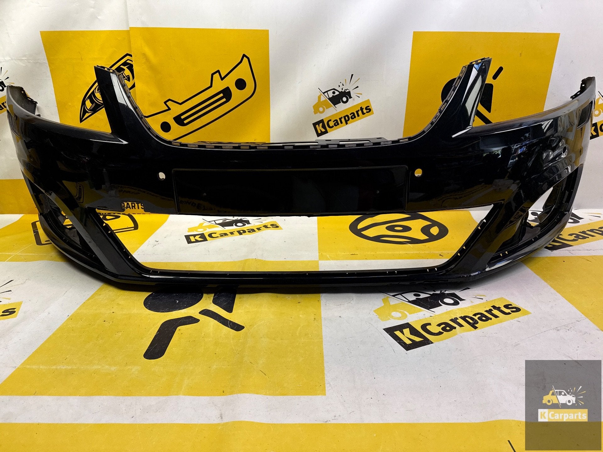 Seat Alhambra 7N Voorbumper KLS PDC 7N5807221A bumper, Gebruikt, Voor, Autovia A-2, Km 585 585
08760  Martorell, ES, SEAT S.A.