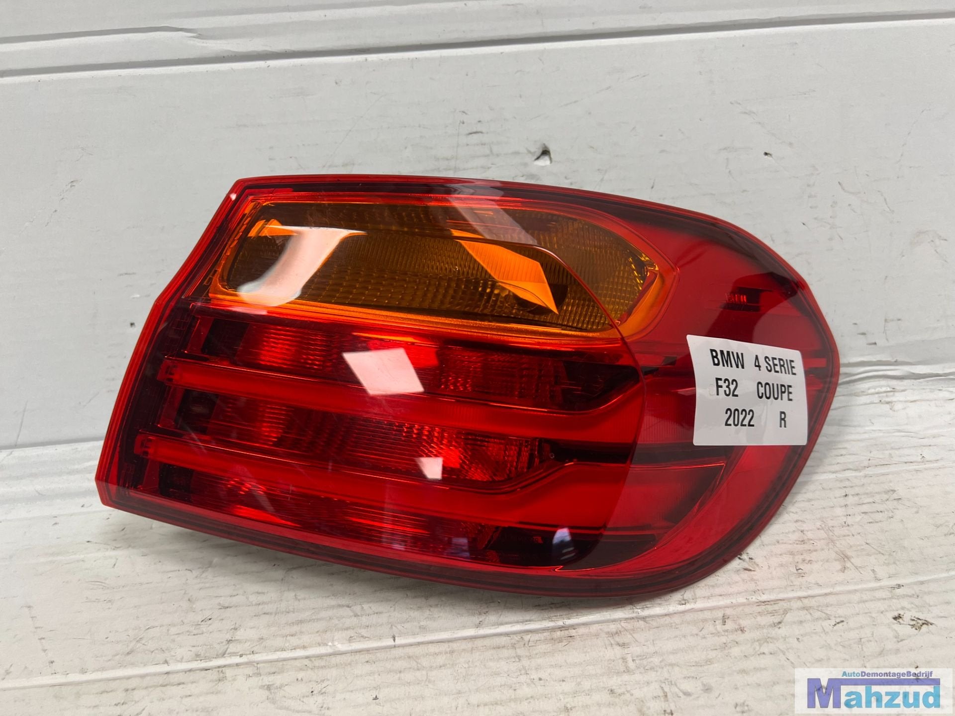 BMW 4 SERIE F32 rechts buiten achterlicht 63217296098, Petuelring 130
80788  Munich, DE, Gebruikt, Info@bmw.de, BMW