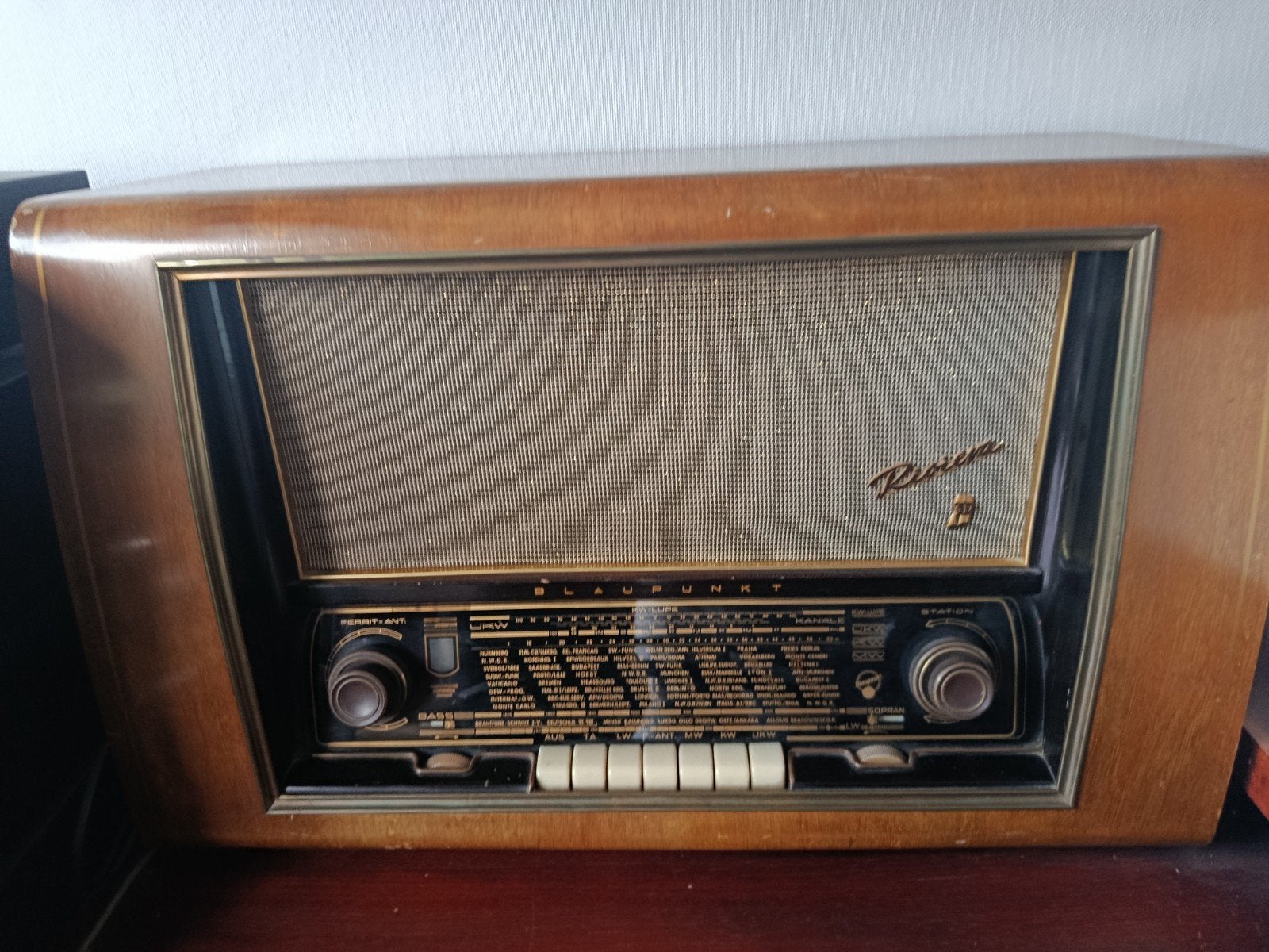 Riviera 3D radio, Antiek en Kunst, Ophalen