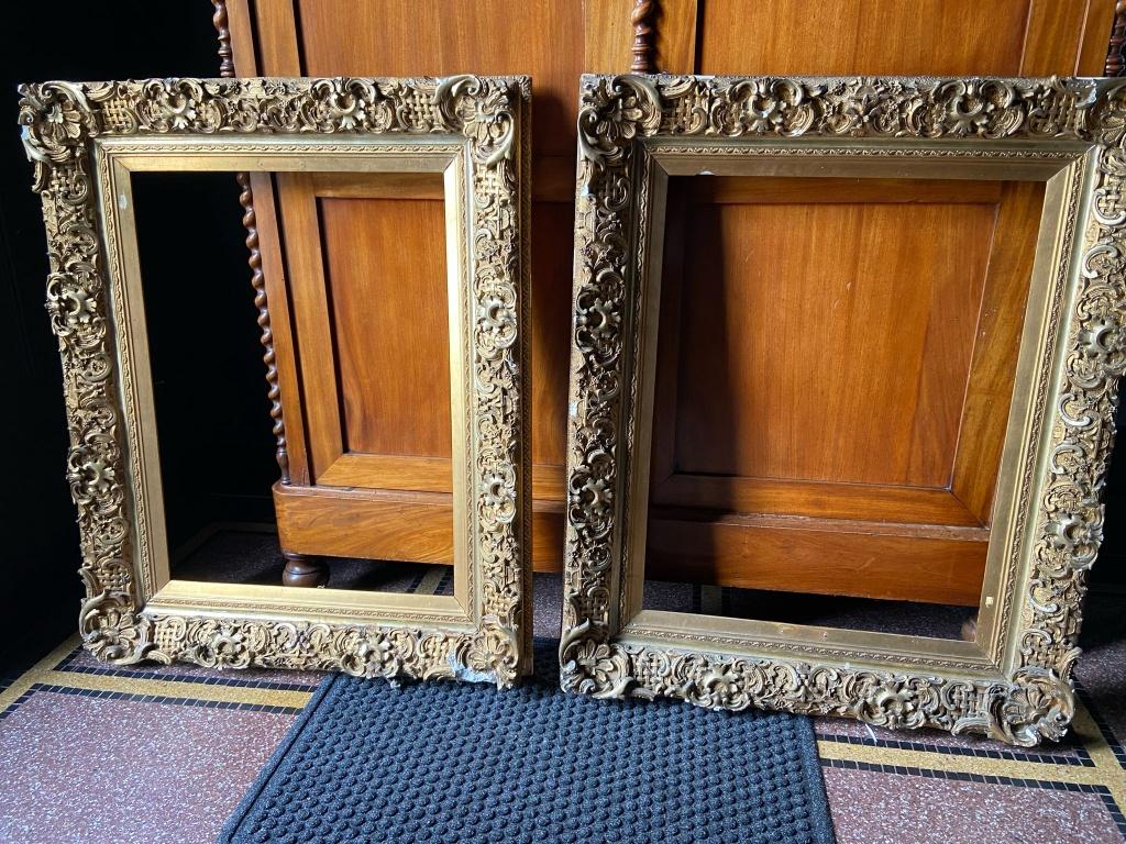 Paire de cadres anciens dorés/baroque/Louis XV, Enlèvement