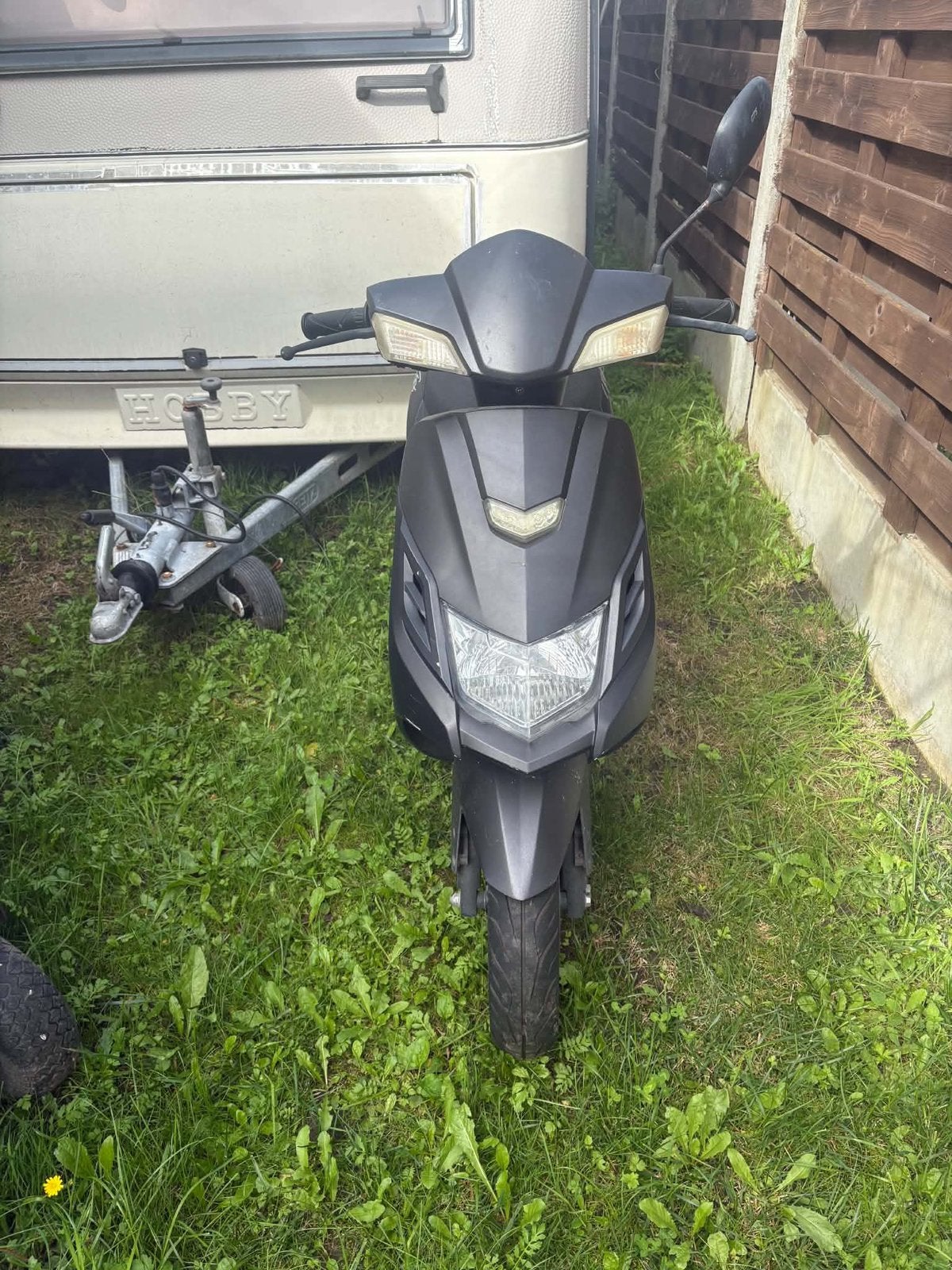 Bromer 50 cc gts vici, Fietsen en Brommers, Ophalen of Verzenden, Zo goed als nieuw