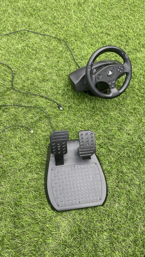 Volant de course Thrustmaster T80 avec pédales, Enlèvement, Utilisé