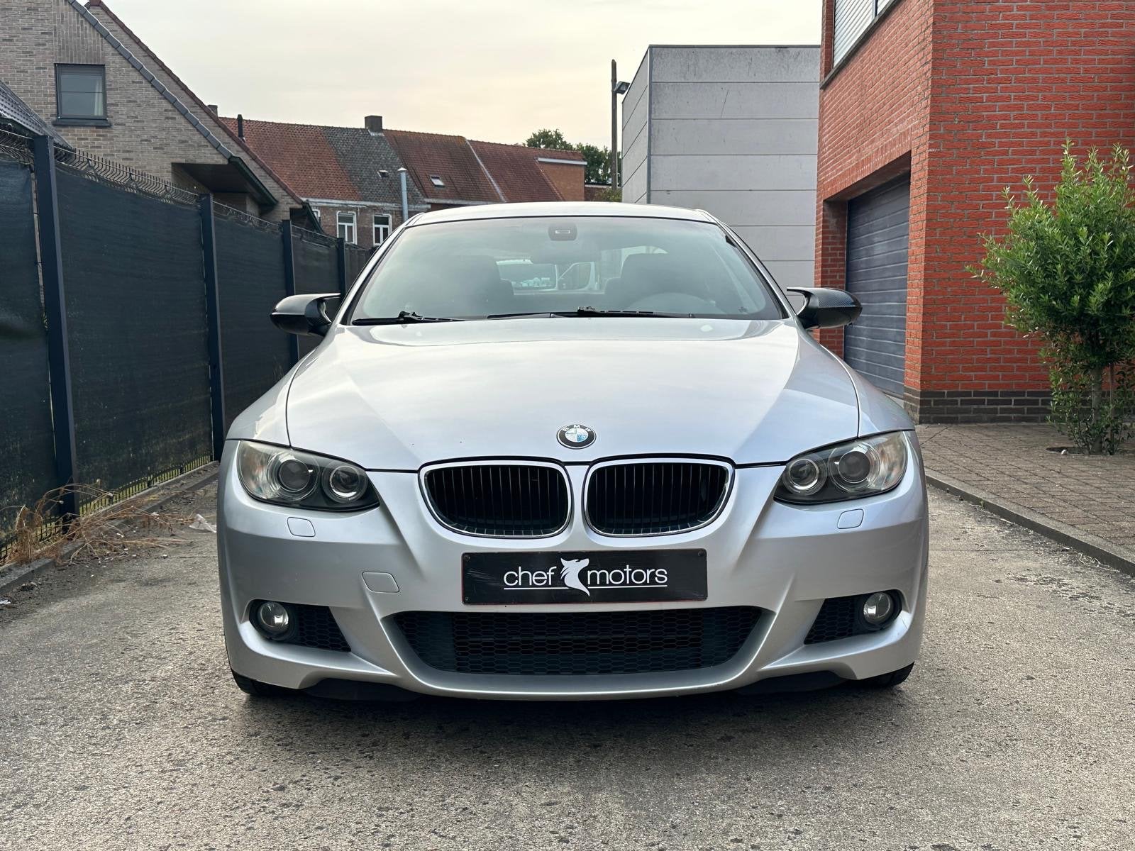 BMW 320i E92 M Sport, Auto's, BMW, Gebruikt, Bedrijf, Handgeschakeld, Automatische klimaatregeling
