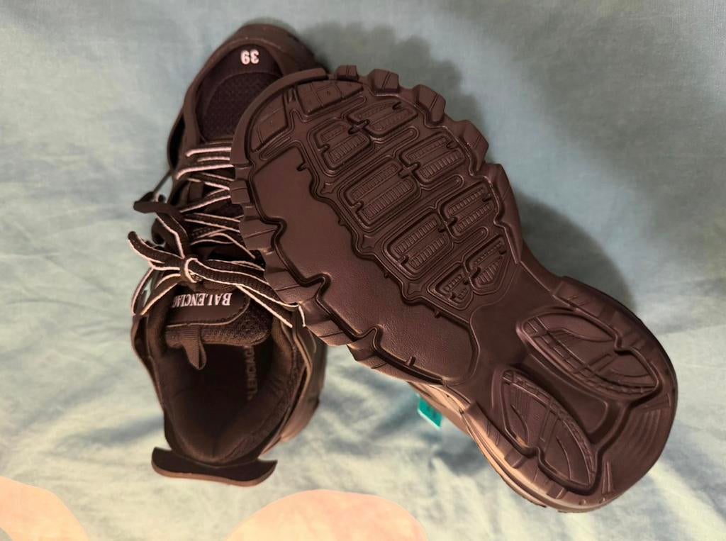 Balenciaga tracks, Kleding | Dames, Ophalen of Verzenden, Zo goed als nieuw