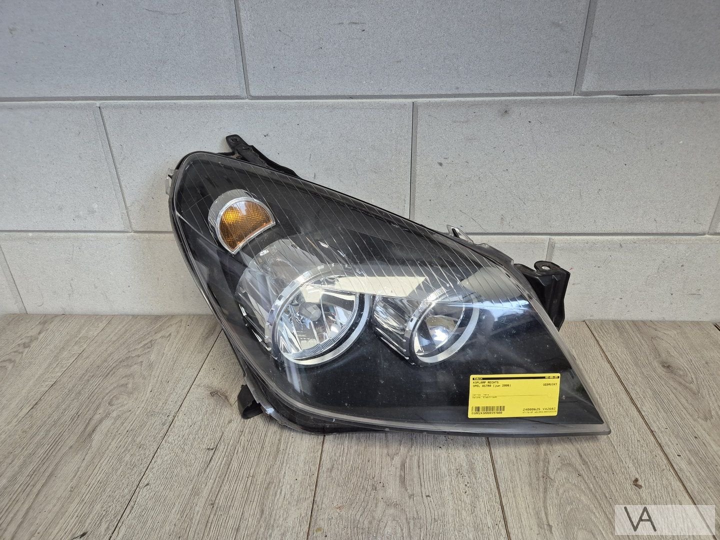 Opel Astra H 2004 - 2008 koplamp rechts zwarte inleg €50, -, Opel, Utilisé, -