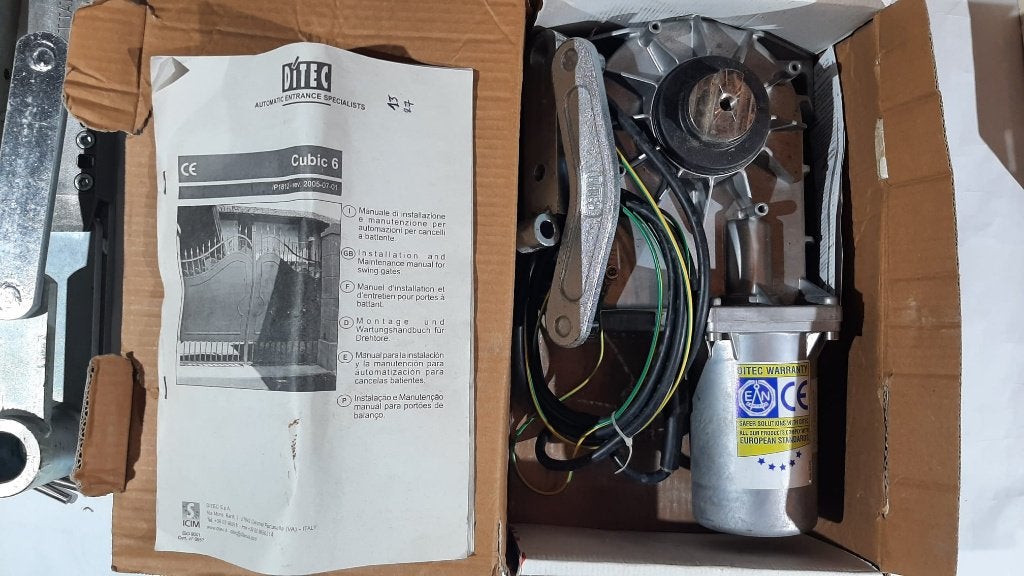 moteur portail +2 groupe renvoi, Ditec Cubic 6, grille porte, Enlèvement, Neuf, Moteur électrique