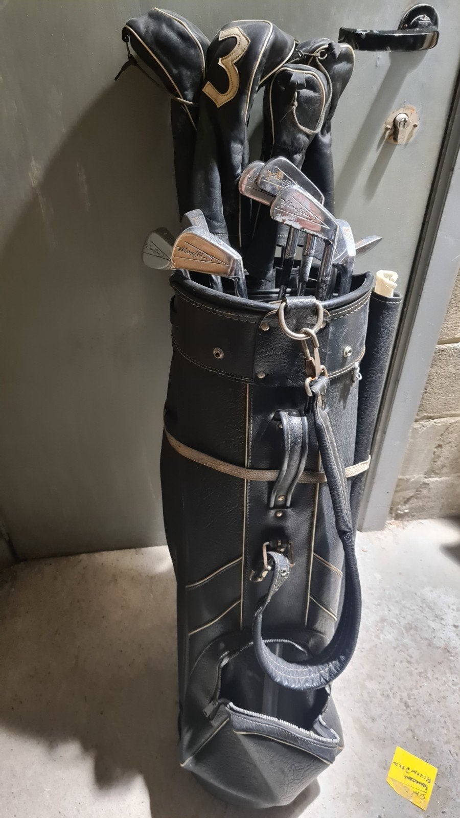 Ensemble de golf vintage – 13 clubs, bois Dunlop Maxfli, sac, Sports & Fitness, Enlèvement, Utilisé, Set