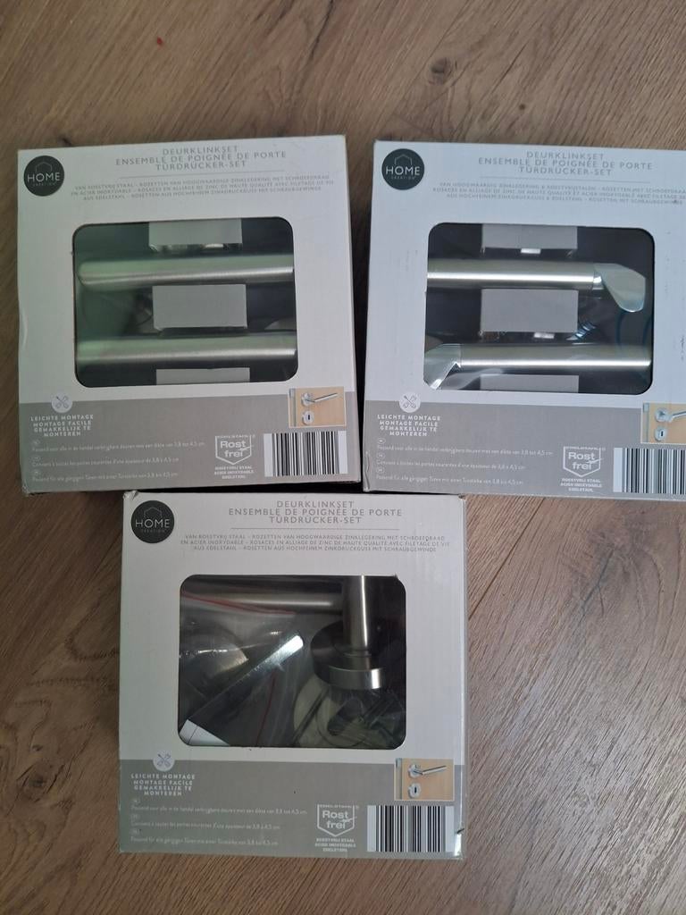Een aanwijzer, Postzegels en Munten