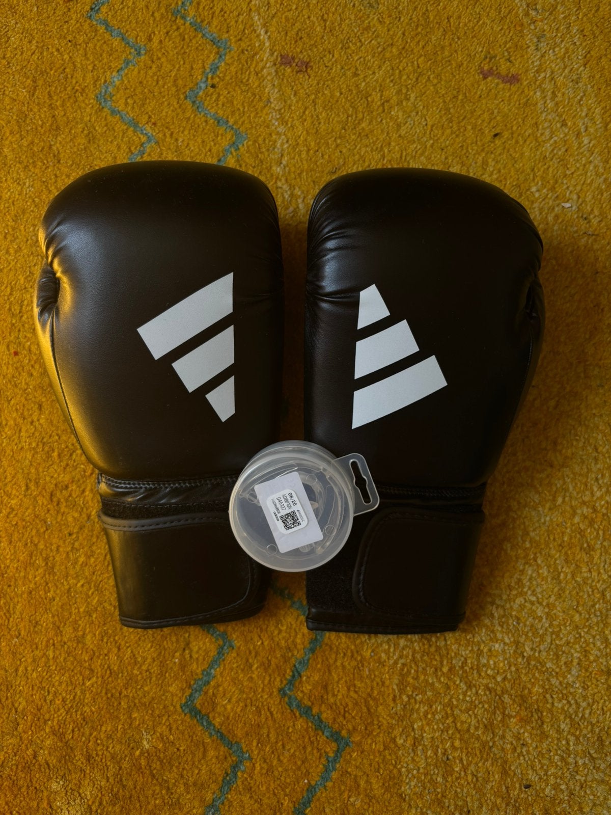 Gant de boxe ADIDAS 14 OZ, Sport en Fitness, Vechtsporten en Zelfverdediging, Ophalen, Zo goed als nieuw