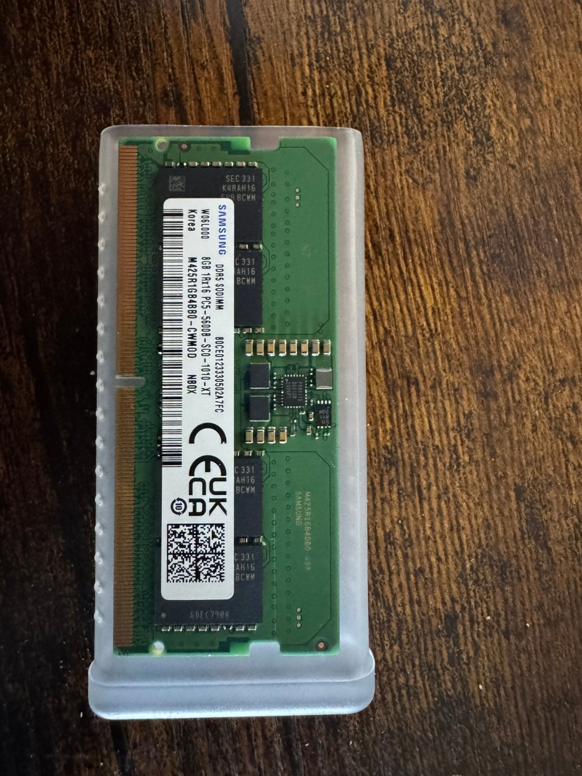Samsung 8GB DDR5 SODIMM Laptop RAM PC5-5600B 5600 MT/s, Informatique & Logiciels, Mémoire RAM, 8 GB, Comme neuf, DDR, Enlèvement