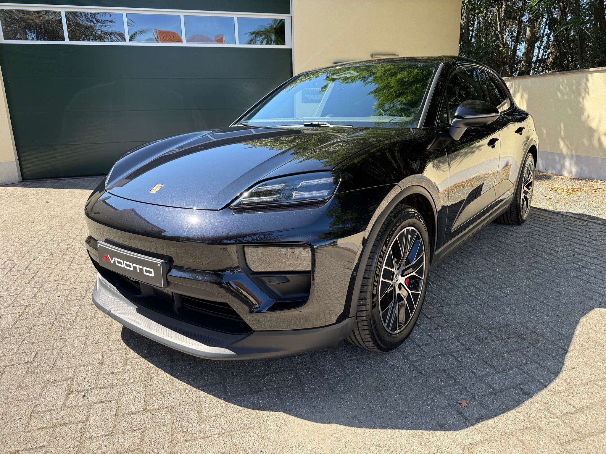Porsche Macan 4S Full Electric 100 KWh 516 PK bj2025 (69.000, Autos, Porsche, Achat, Entreprise, Noir, 5 portes
