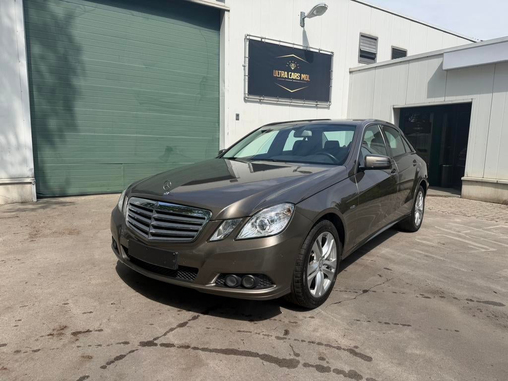 Mercedes E200 CDI Euro 5/1ste Eigenaar/Nieuwe Staat/GEKEURD, Autos, Mercedes-Benz, Euro 5, Achat, Capteur de stationnement, Boîte manuelle