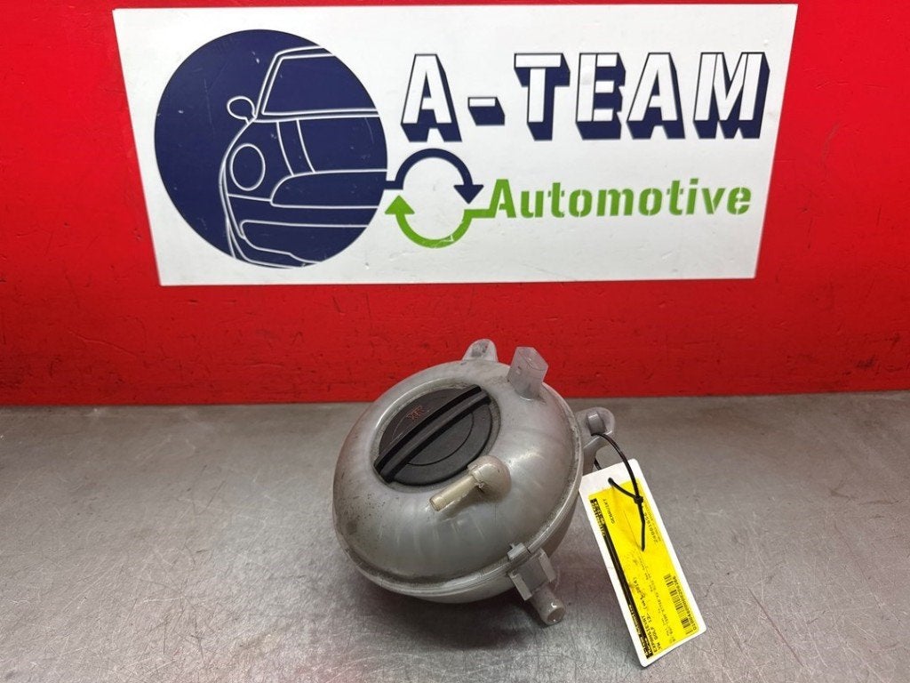 VASE D'EXPANSION Volkswagen Golf VII (AUA) (|5Q0121407F|), Volkswagen, Volkswagen AG, Utilisé, Kundenbetreuung@volkswagen.de